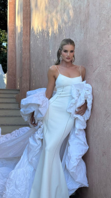 Rosie Huntington-Whitely pic #1355959
