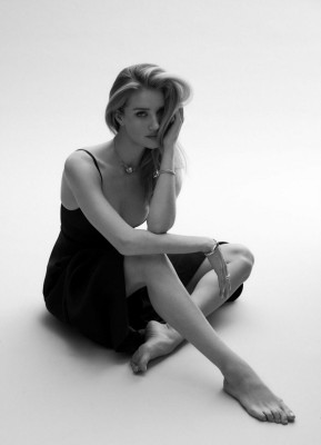 photo 13 in Rosie Huntington-Whitely gallery [id1202076] 2020-02-04 00:00:00