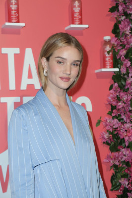 Rosie Huntington-Whitely pic #1128384