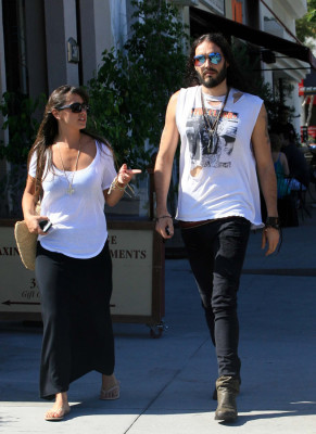 photo 17 in Russell Brand gallery [id516225] 2012-07-28 00:00:00