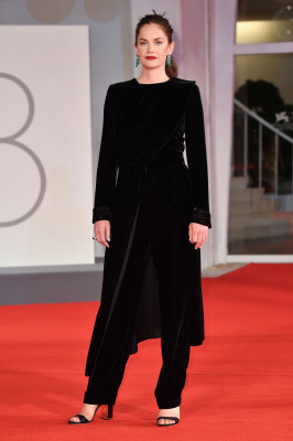 photo 16 in Ruth Wilson gallery [id1270660] 2021-09-20 00:00:00