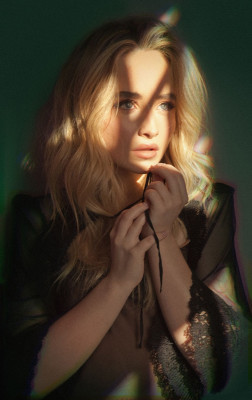 Sabrina Carpenter pic #1103586