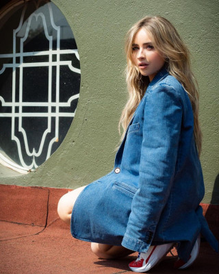 Sabrina Carpenter pic #1127533