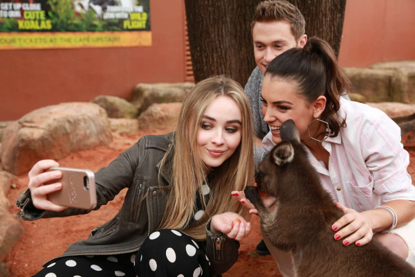 Sabrina Carpenter pic #921331