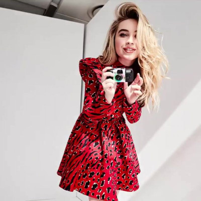 Sabrina Carpenter pic #1051639