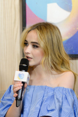 Sabrina Carpenter pic #1065595