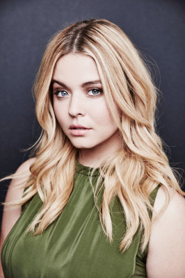 Sasha Pieterse pic #827235
