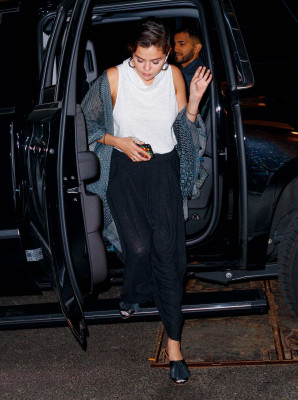 Selena Gomez pic #1034916