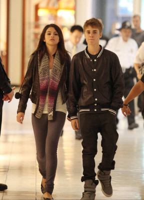 Selena Gomez pic #352320