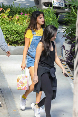 Selena Gomez pic #1061688