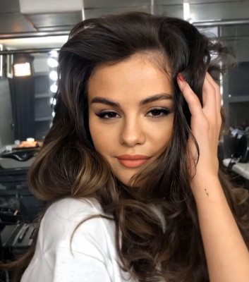 Selena Gomez pic #1217736
