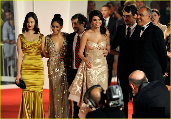 Selena Gomez pic #529610