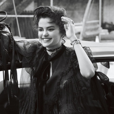 Selena Gomez pic #1048571
