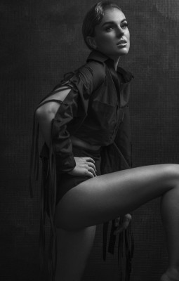Serinda Swan pic #851818