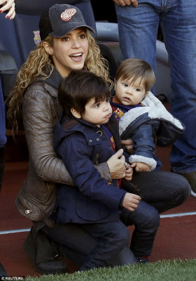 photo 17 in Shakira Mebarak gallery [id816337] 2015-12-02 00:00:00