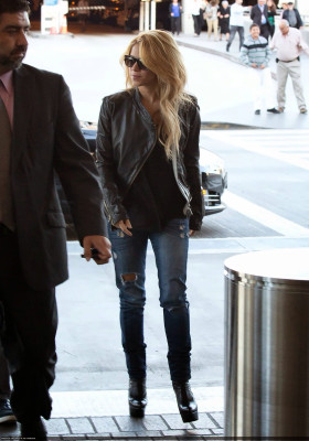 photo 8 in Shakira Mebarak gallery [id645579] 2013-11-08 00:00:00
