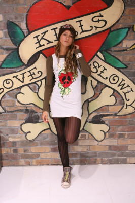 photo 15 in Sharni Vinson gallery [id497034] 2012-06-08 00:00:00