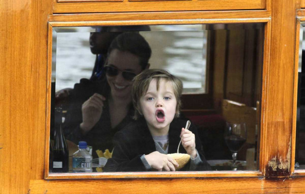 photo 12 in Shiloh Nouvel Jolie-Pitt gallery [id460787] 2012-03-16 00:00:00