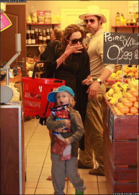 Shiloh Nouvel Jolie-Pitt pic #202153