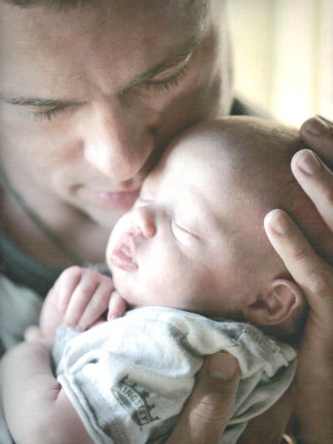 photo 17 in Shiloh Nouvel Jolie-Pitt gallery [id317522] 2010-12-23 00:00:00