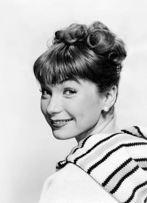 photo 3 in Shirley Maclaine gallery [id366493] 2011-04-08 00:00:00