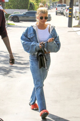 photo 18 in Sofia Richie gallery [id922114] 2017-04-08 00:00:00