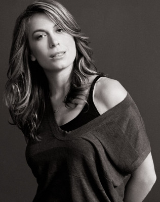 photo 4 in Sonya Walger gallery [id492833] 2012-05-27 00:00:00