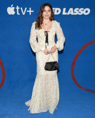 photo 19 in Sophia Bush gallery [id1274891] 2021-10-15 00:00:00