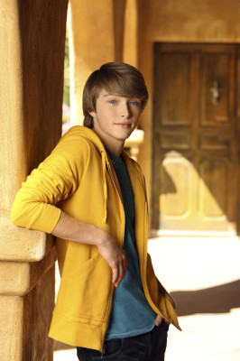 photo 17 in Sterling Knight gallery [id405972] 2011-09-26 00:00:00