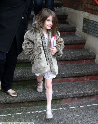 photo 11 in Suri Cruise gallery [id350515] 2011-02-28 00:00:00