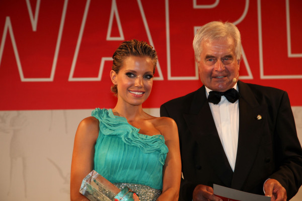 Sylvie Van Der Vaart pic #344485