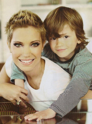 Sylvie Van Der Vaart pic #343735
