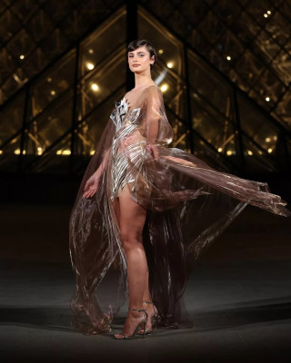 photo 13 in Taylor Hill gallery [id1370184] 2025-04-21 00:00:00
