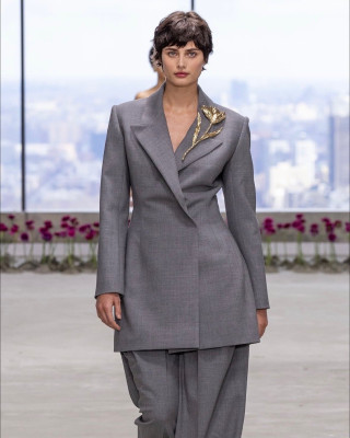 photo 24 in Taylor Hill gallery [id1368952] 2025-04-06 00:00:00