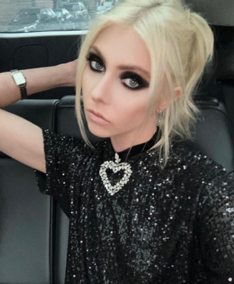 photo 4 in Taylor Momsen gallery [id1337637] 2023-11-27 00:00:00
