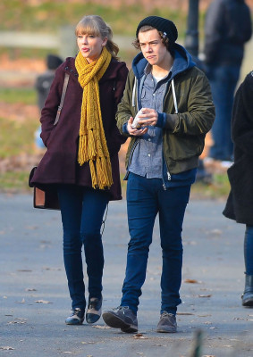 photo 4 in Taylor Swift gallery [id559750] 2012-12-09 00:00:00