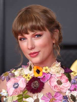 photo 9 in Taylor Swift gallery [id1250235] 2021-03-16 00:00:00