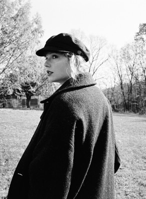 photo 18 in Taylor Swift gallery [id1243212] 2020-12-18 00:00:00