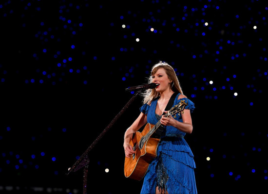 photo 19 in Taylor Swift gallery [id1338473] 2023-12-11 00:00:00