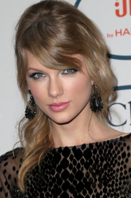 photo 24 in Taylor Swift gallery [id665285] 2014-01-30 00:00:00
