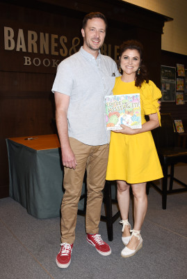 photo 8 in Tiffany Amber Thiessen gallery [id1130869] 2019-05-08 00:00:00
