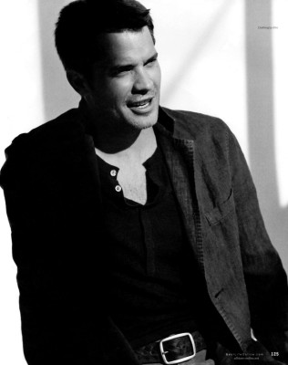 photo 21 in Timothy Olyphant gallery [id247083] 2010-04-07 00:00:00