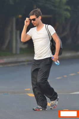 photo 16 in Tobey Maguire gallery [id617798] 2013-07-14 00:00:00