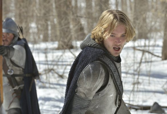 Toby Regbo  pic #706456