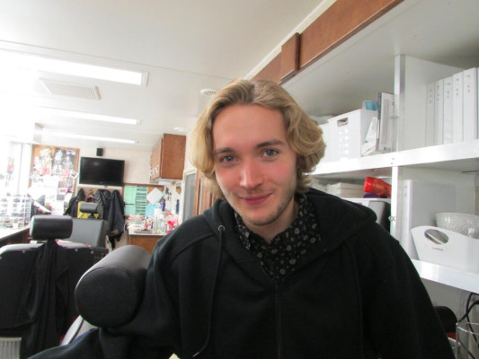 Toby Regbo  pic #708575