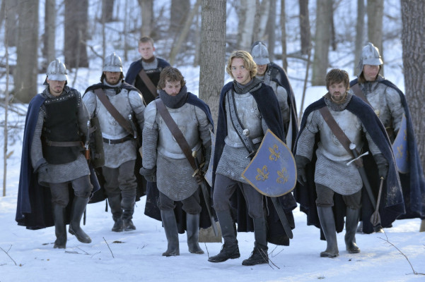 Toby Regbo  pic #706469