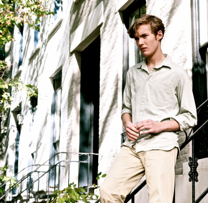 Toby Regbo  pic #471157