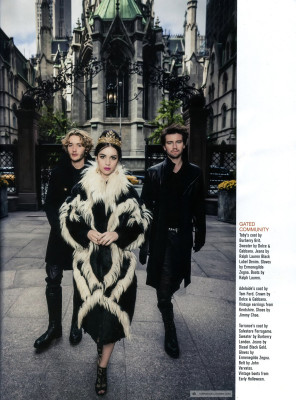 Toby Regbo  pic #708570