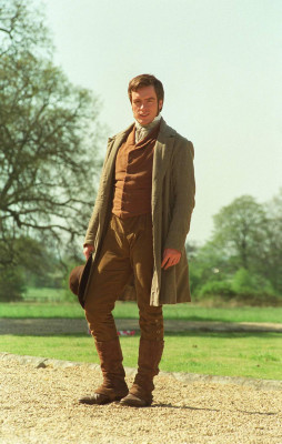 photo 18 in Toby Stephens gallery [id363351] 2011-03-30 00:00:00