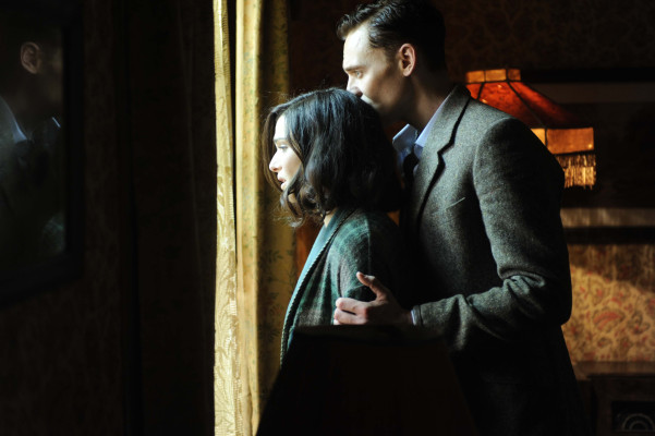 Tom Hiddleston pic #678434